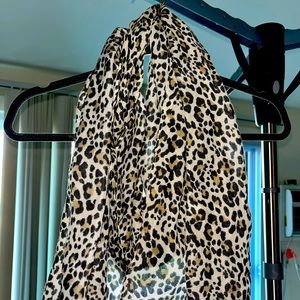 OSFA, Gap Cheetah Print Scarf, Gently Used